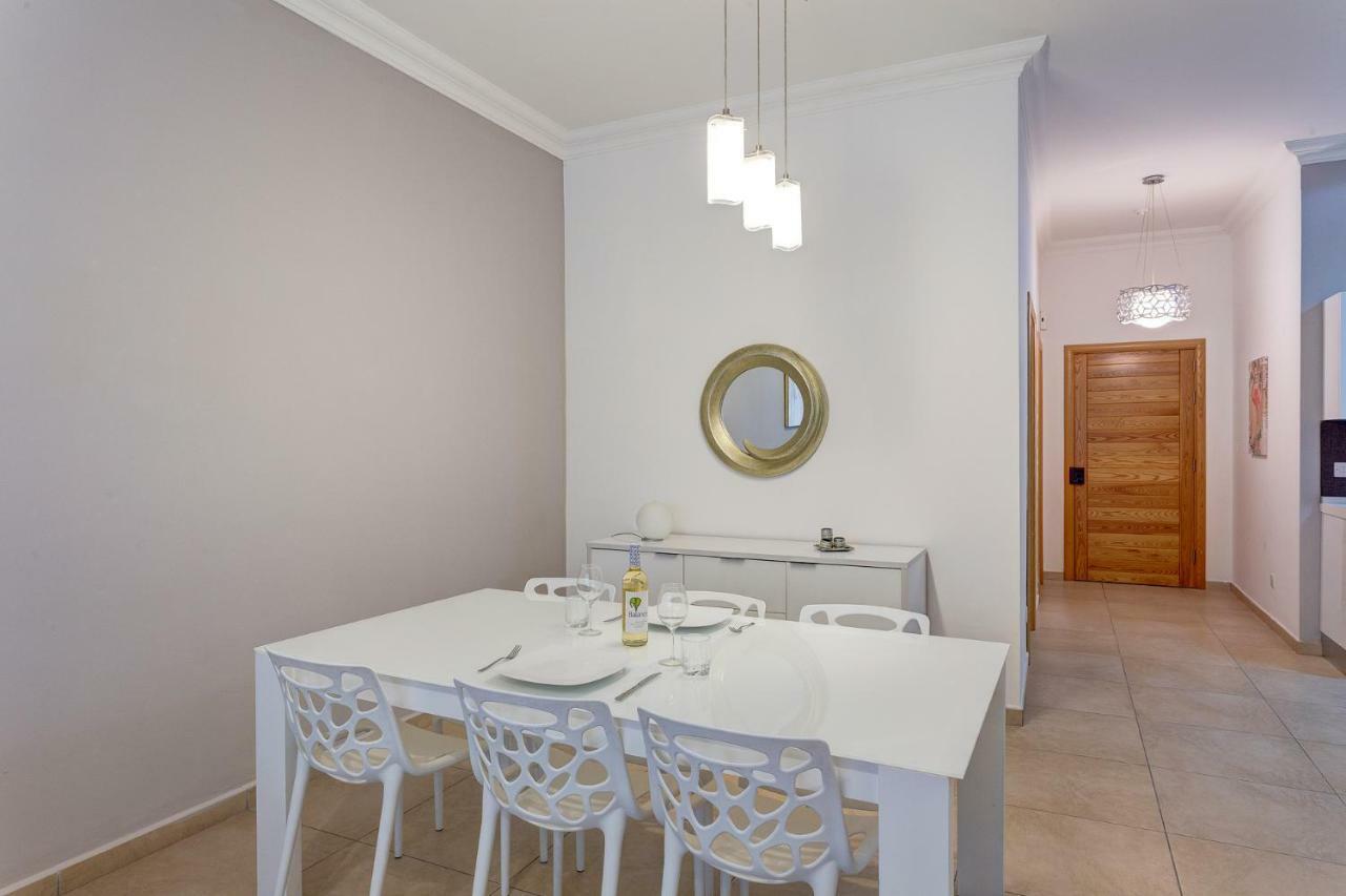 Gorgeous Apartment With Terrace In Fort Cambridge, Pool Sliema Esterno foto